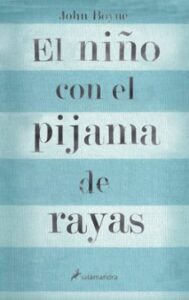 El Niño Con El Pijama De Rayas